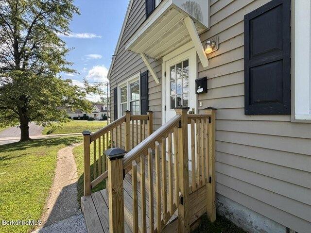 house with 3 bedroom, Pittsfield MA ES105366722