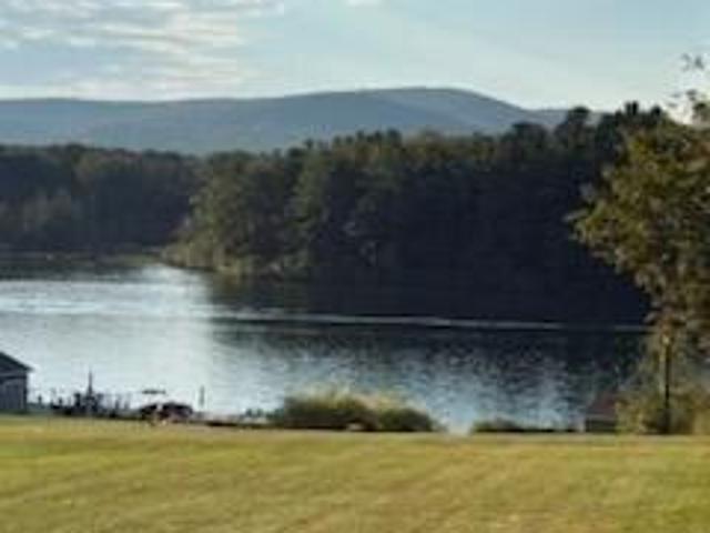 house with 3 bedroom, Pittsfield MA ES105368905