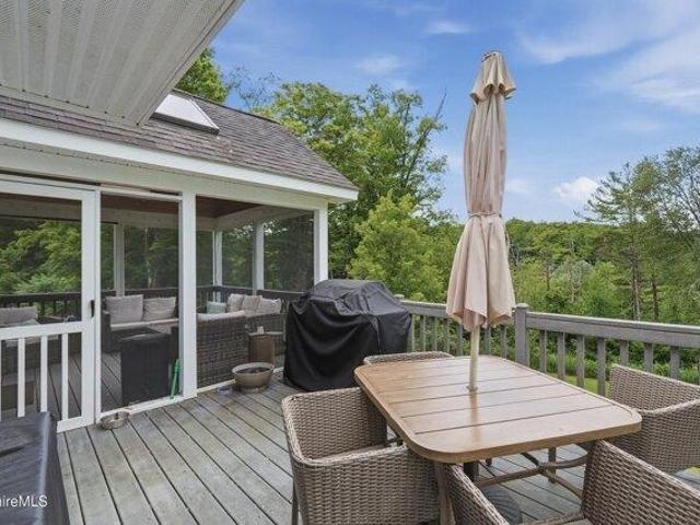 house with 3 bedroom, Pittsfield MA ES105424353