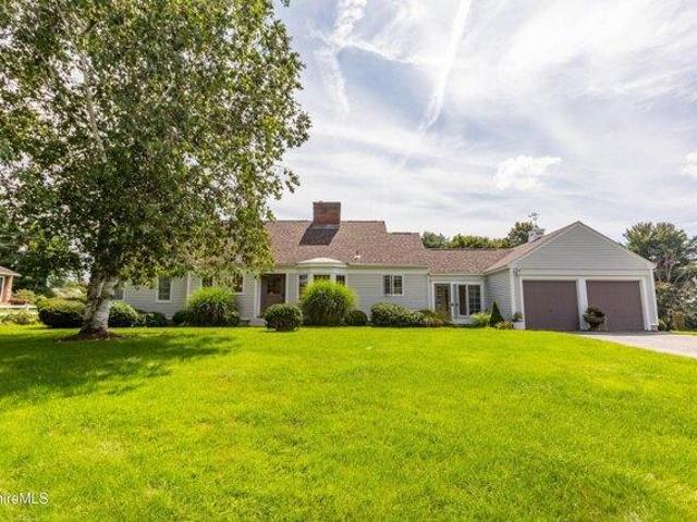 house with 3 bedroom, Pittsfield MA ES105494191