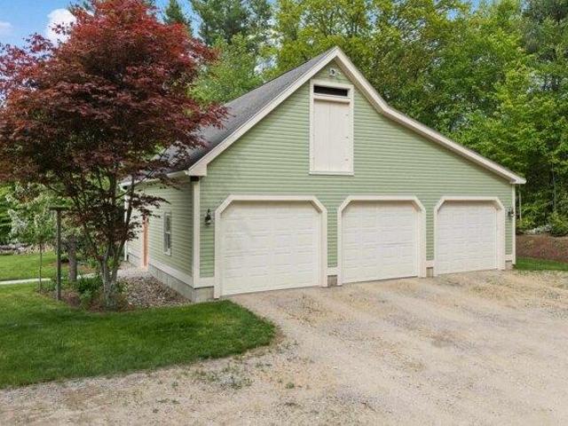 house with 3 bedroom, Pittsfield NH ES104112664