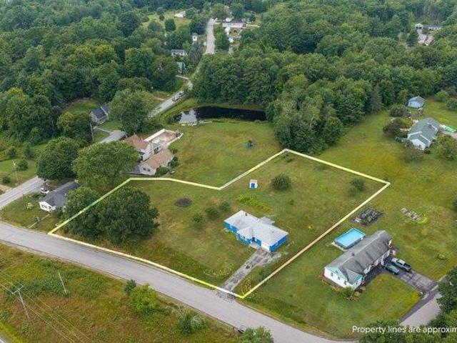 house with 3 bedroom, Pittsfield NH ES105316905