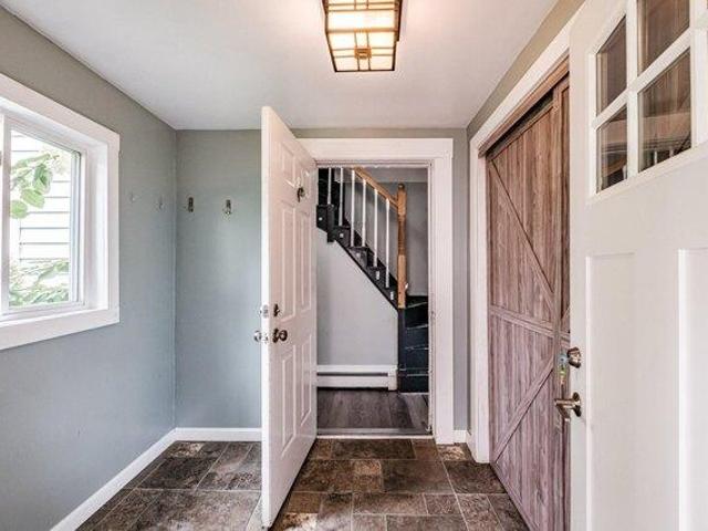 house with 3 bedroom, Portland ME ES105579429