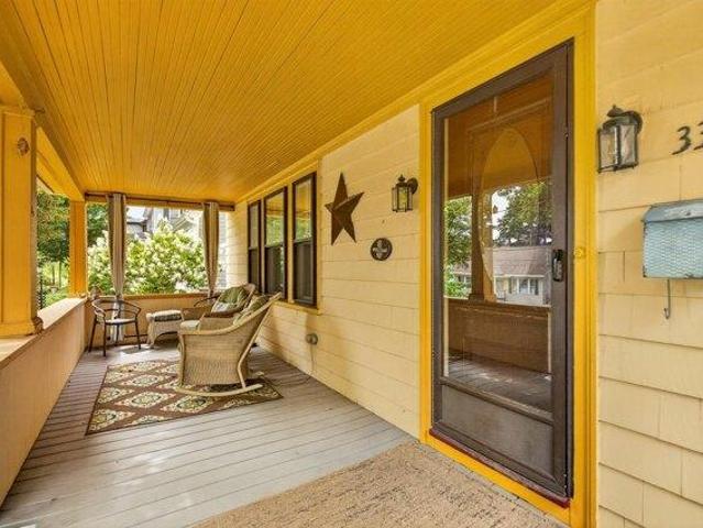 house with 3 bedroom, Portsmouth NH ES105591136