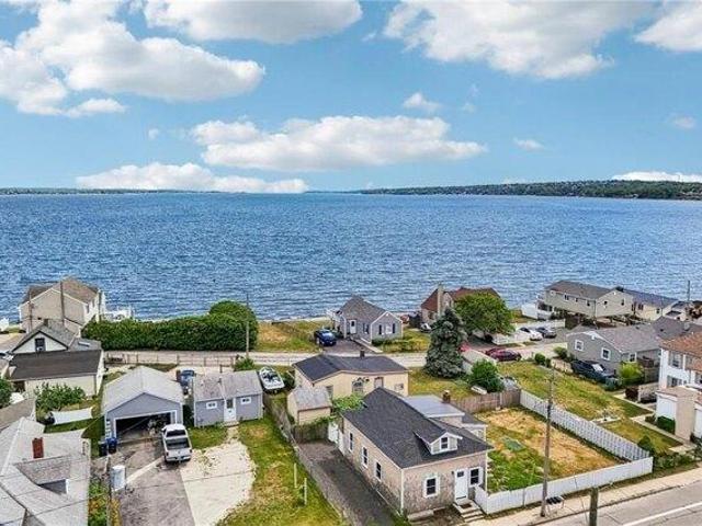 house with 3 bedroom, Portsmouth RI ES105514758