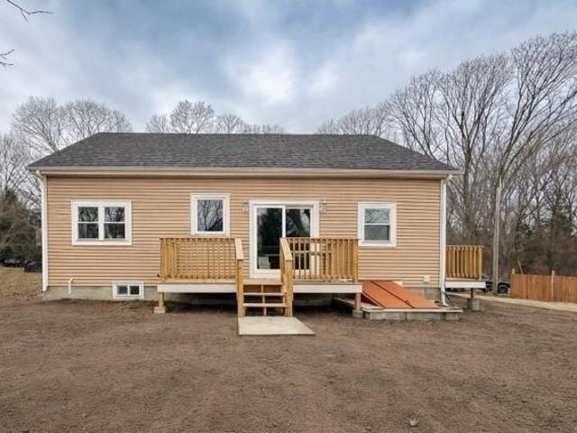 house with 3 bedroom, Portsmouth RI ES105713083