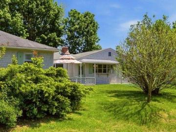 house with 3 bedroom, Portsmouth RI ES103443980
