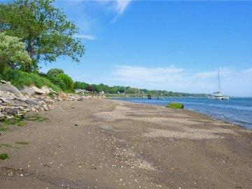 house with 3 bedroom, Portsmouth RI ES103495867