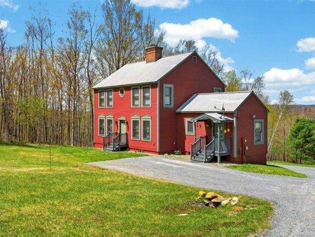 house with 3 bedroom, Pownal VT ES104606005