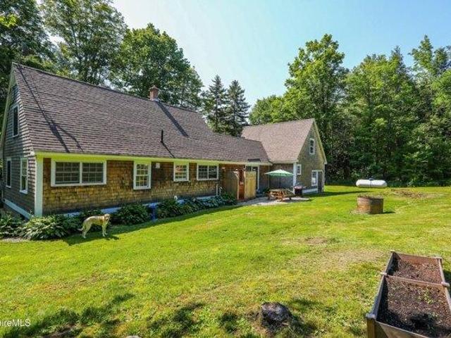 house with 3 bedroom, Plainfield MA ES104192850
