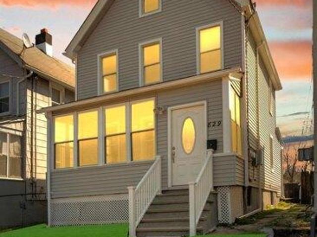 house with 3 bedroom, Plainfield NJ ES105315502