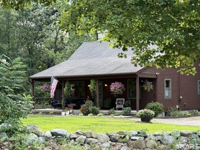 house with 3 bedroom, Plainfield CT ES105257914