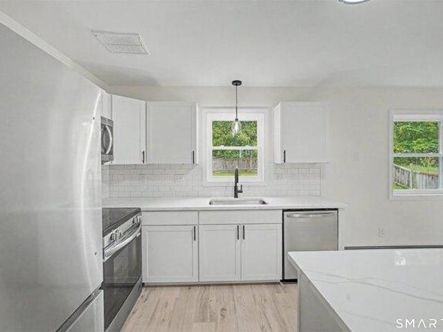 house with 3 bedroom, Plainfield CT ES105887901
