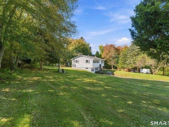 house with 3 bedroom, Plainfield CT ES106039372