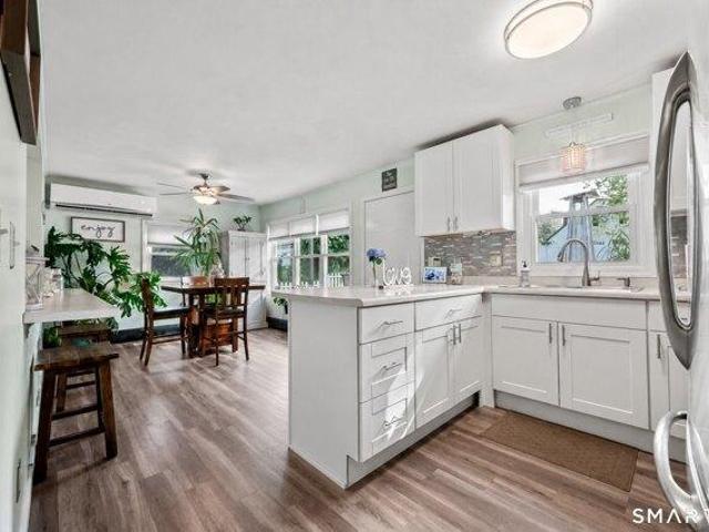 house with 3 bedroom, Plymouth CT ES105414813