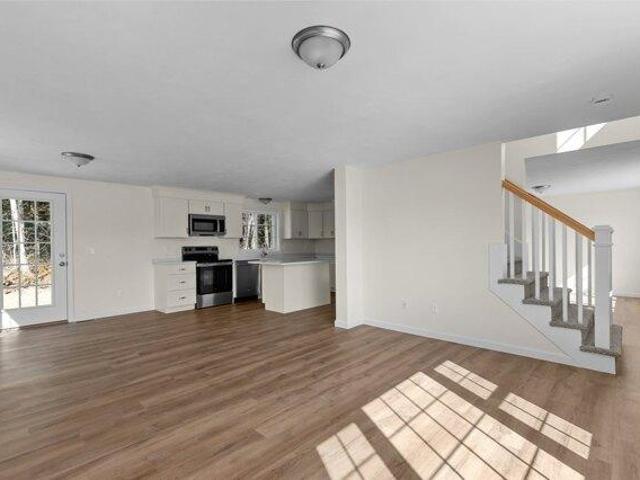 house with 3 bedroom, Plymouth MA ES105649544