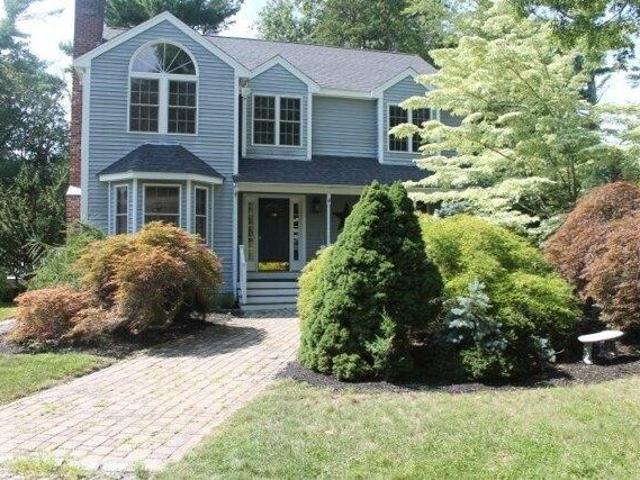 house with 3 bedroom, Plympton MA ES105438830