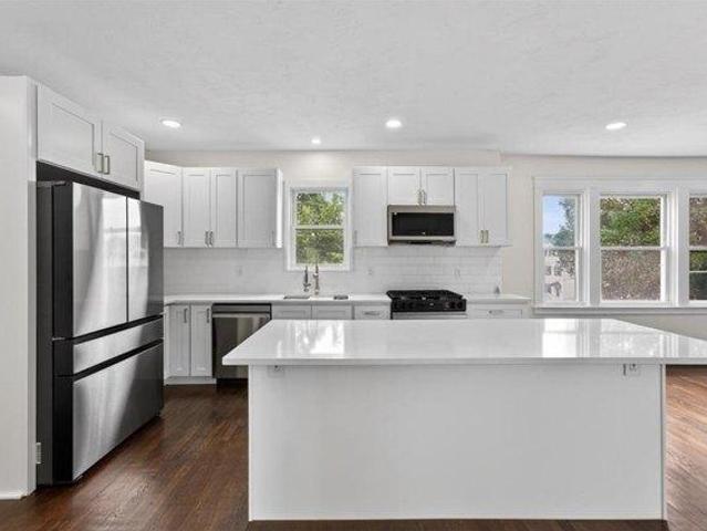 house with 3 bedroom, Providence RI ES104789393