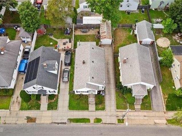 house with 3 bedroom, Providence RI ES104833156