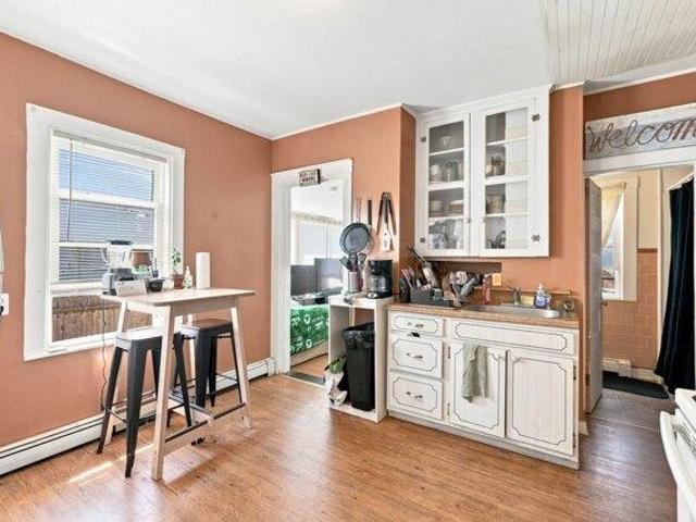 house with 3 bedroom, Quincy MA ES105577456