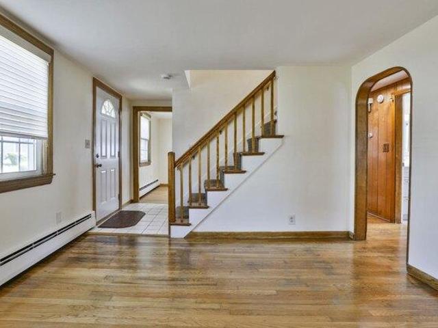 house with 3 bedroom, Quincy MA ES105386435