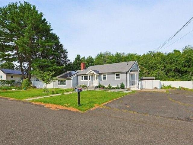 house with 3 bedroom, Randolph MA ES105477477