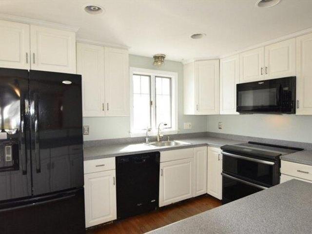 house with 3 bedroom, Randolph MA ES105494822