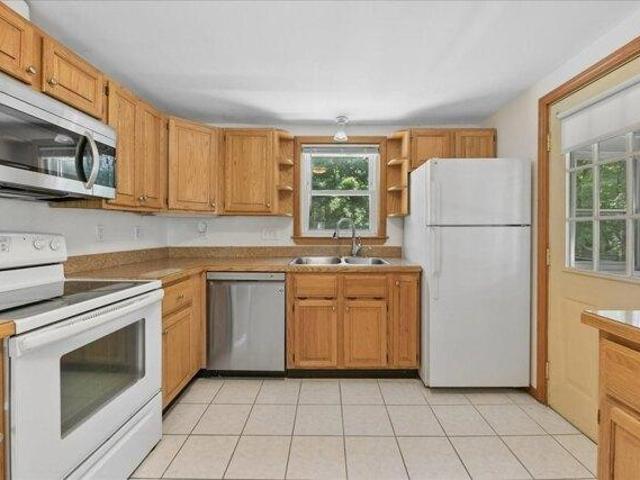 house with 3 bedroom, Randolph MA ES105513416