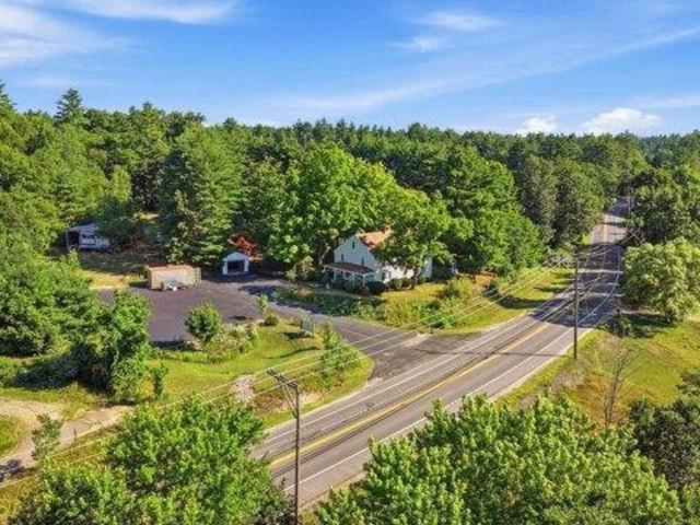house with 3 bedroom, Raymond NH ES105399820
