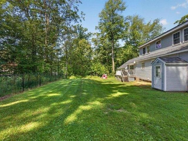 house with 3 bedroom, Raymond NH ES105402926