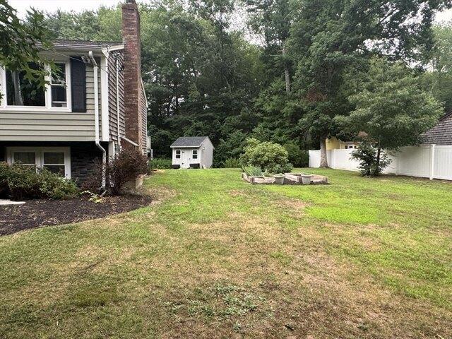 house with 3 bedroom, Raynham MA ES105365198