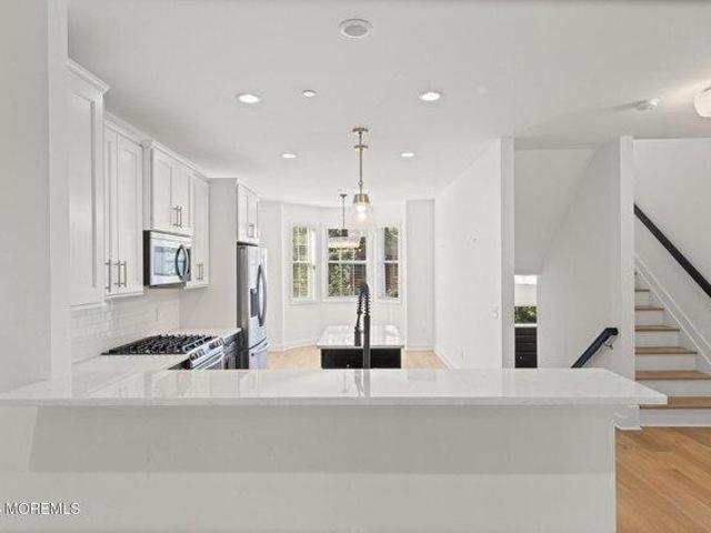 house with 3 bedroom, Red Bank NJ ES105276098