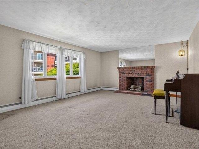 house with 3 bedroom, Revere MA ES105418675