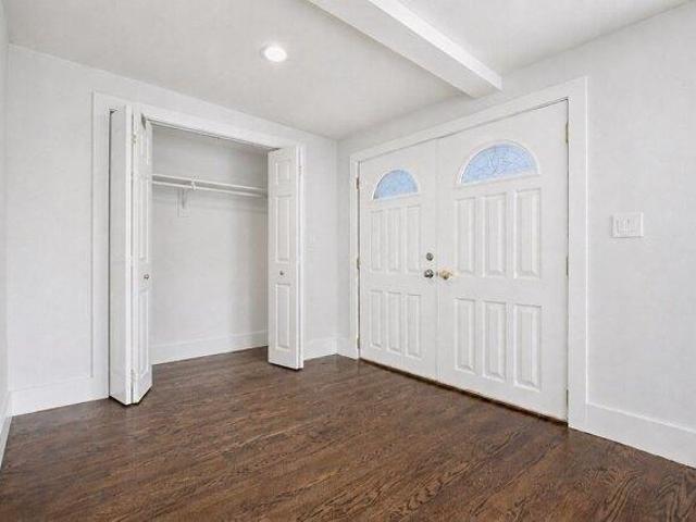 house with 3 bedroom, Revere MA ES105532171