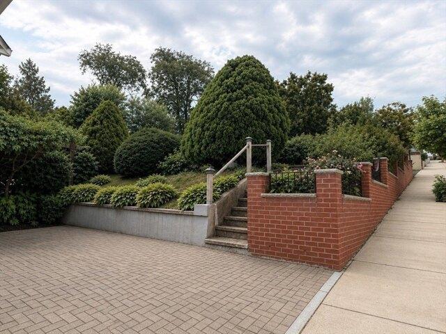 house with 3 bedroom, Revere MA ES105553343
