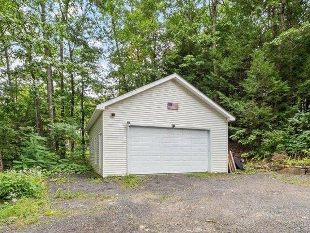 house with 3 bedroom, Rindge NH ES105613103