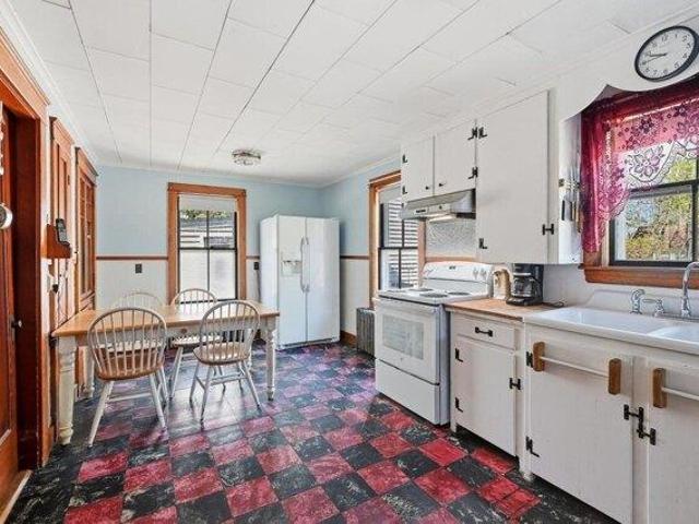 house with 3 bedroom, Rochester NH ES105533290