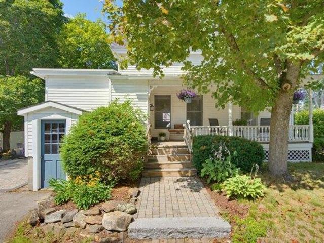 house with 3 bedroom, Rochester NH ES105386506