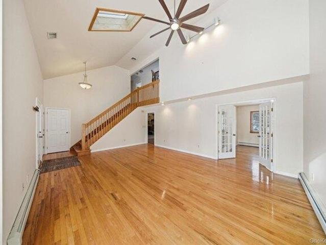 house with 3 bedroom, Rock Hill NY ES105292692