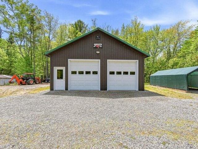 house with 3 bedroom, Roxbury ME ES105632518