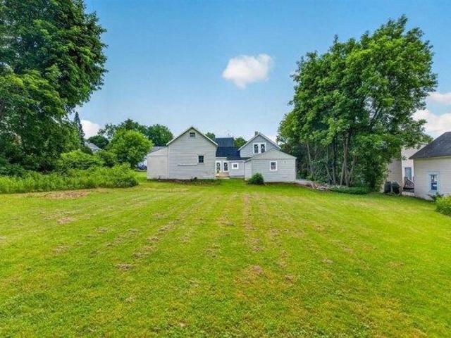 house with 3 bedroom, Rutland VT ES105532350