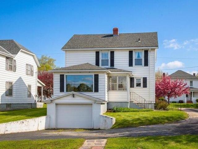 house with 3 bedroom, Rutland VT ES105649631