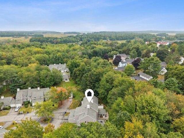 house with 3 bedroom, Scarborough ME ES105887524