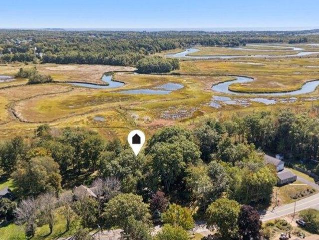 house with 3 bedroom, Scarborough ME ES105830509