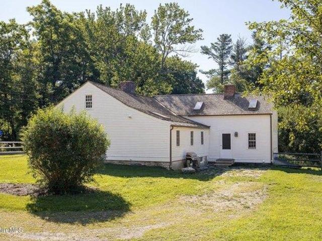 house with 3 bedroom, Sandisfield MA ES105476645