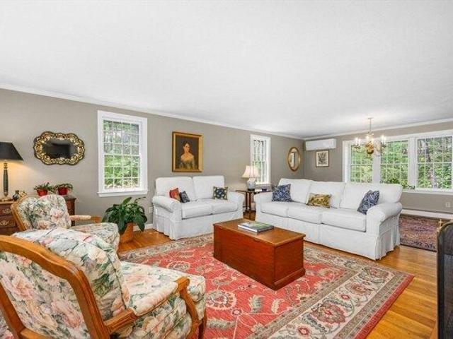 house with 3 bedroom, Sandwich MA ES103852394