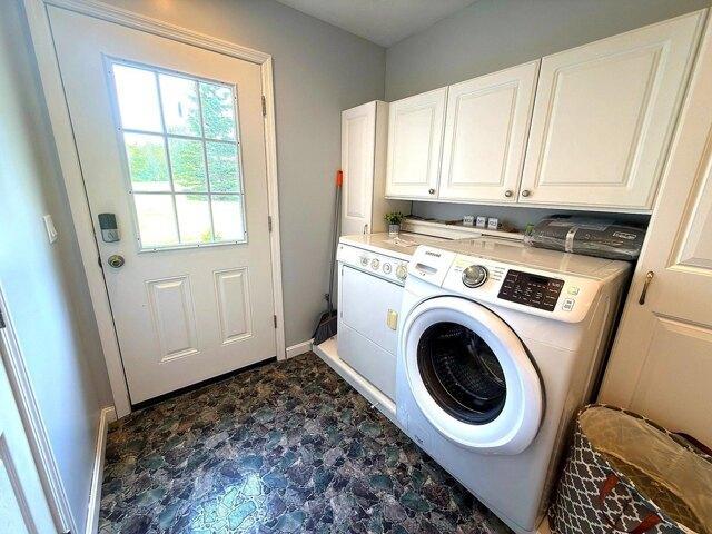 house with 3 bedroom, Sangerville ME ES105629576