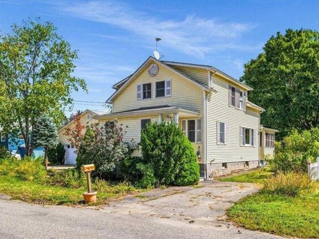 house with 3 bedroom, Saco ME ES105813923