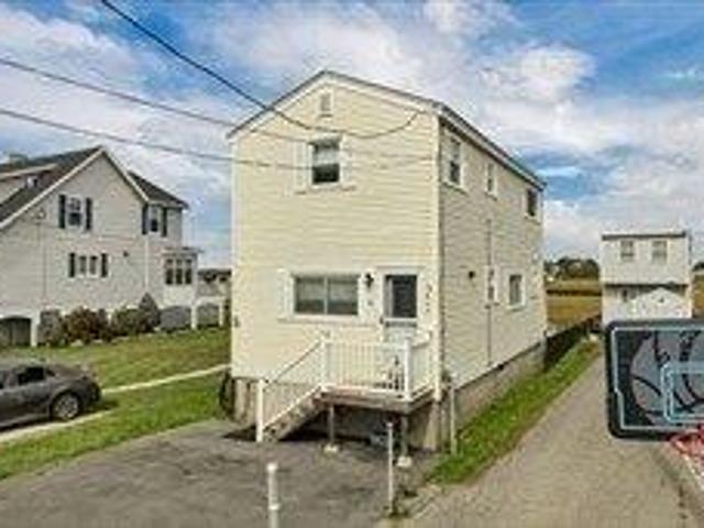 house with 3 bedroom, Salisbury MA ES104262098