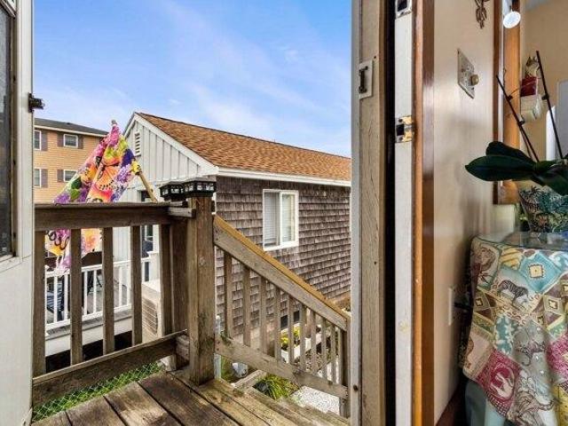 house with 3 bedroom, Salisbury MA ES105401295